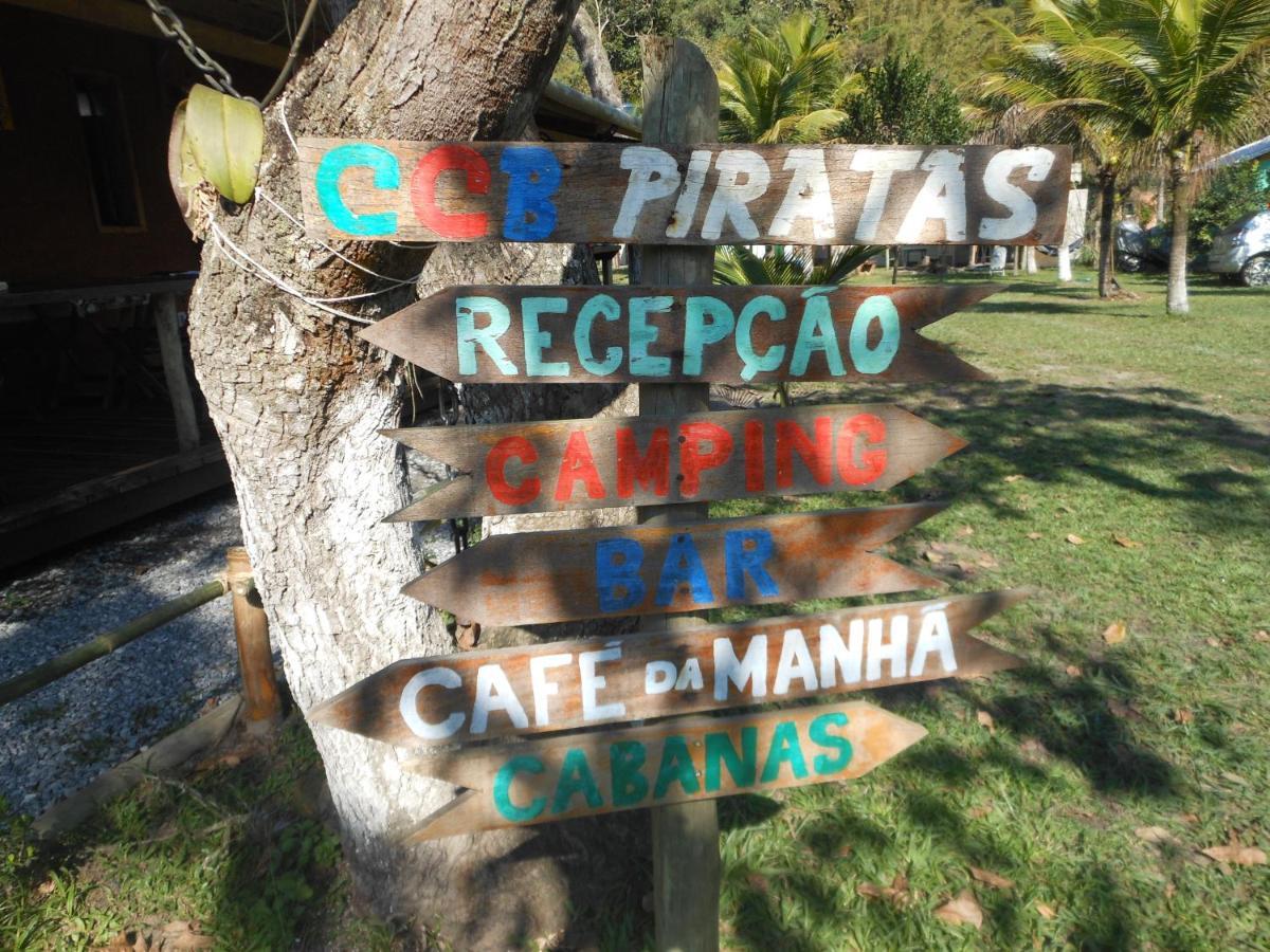 Piratas Cabanas Camping Bar باراتي - ميريم المظهر الخارجي الصورة